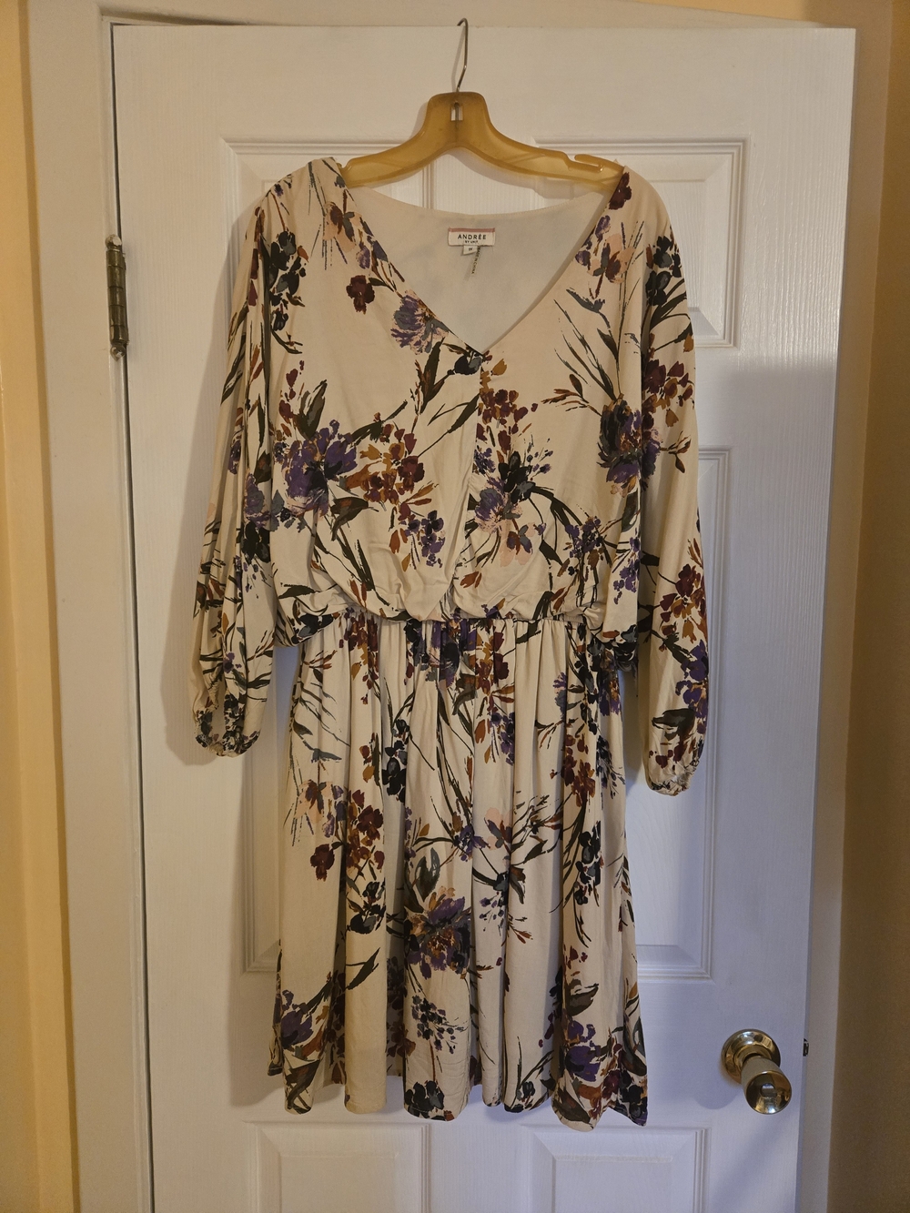 ANDREE BY UNIT Cream Floral V-Neck Dress with Purple and Brown Accents